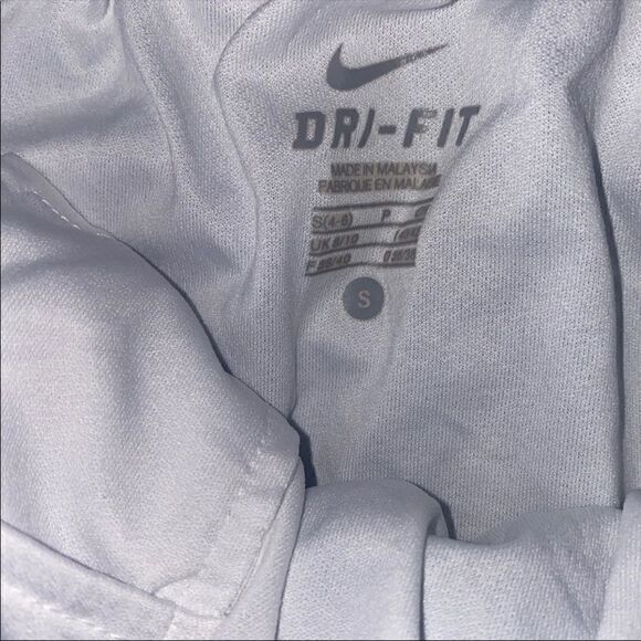 Nike Ladies Shorts   - Picture 3 of 4